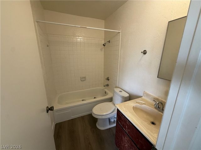 110 Bel Port Drive 113, Las Vegas, NV 89110