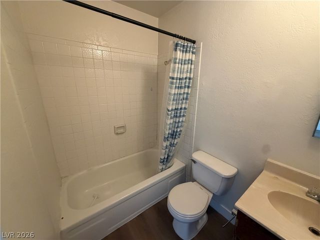 110 Bel Port Drive 113, Las Vegas, NV 89110