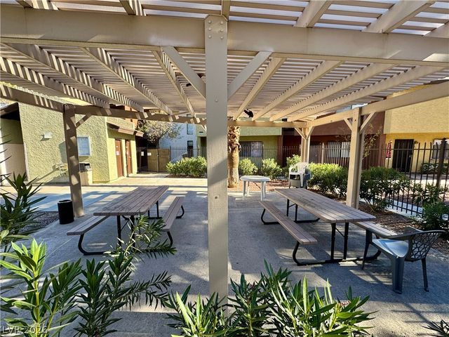 110 Bel Port Drive 113, Las Vegas, NV 89110