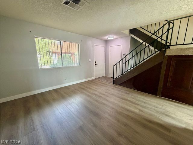 110 Bel Port Drive 113, Las Vegas, NV 89110