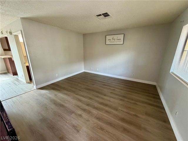 110 Bel Port Drive 113, Las Vegas, NV 89110