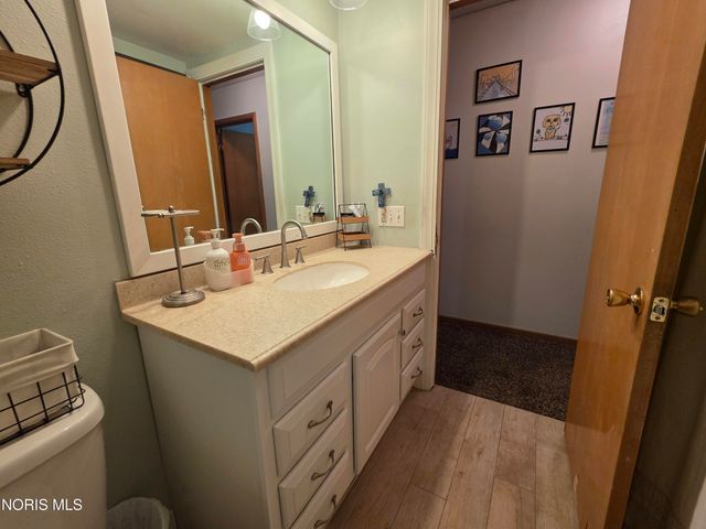 3238 S Eastmoreland Drive, Oregon, OH 43616