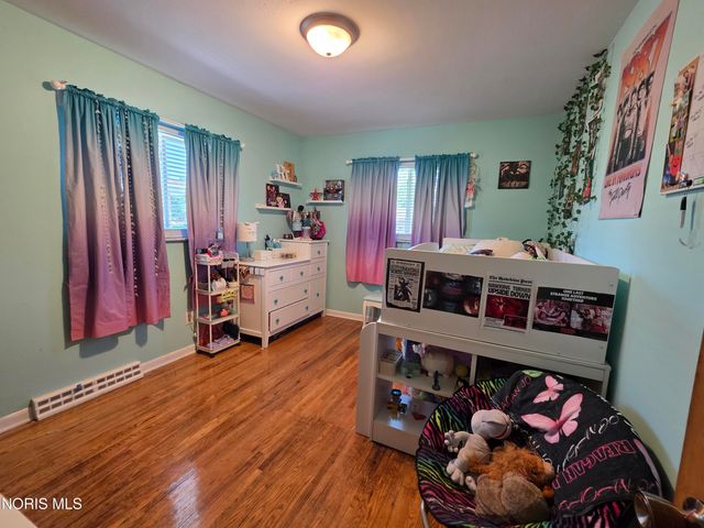 3238 S Eastmoreland Drive, Oregon, OH 43616