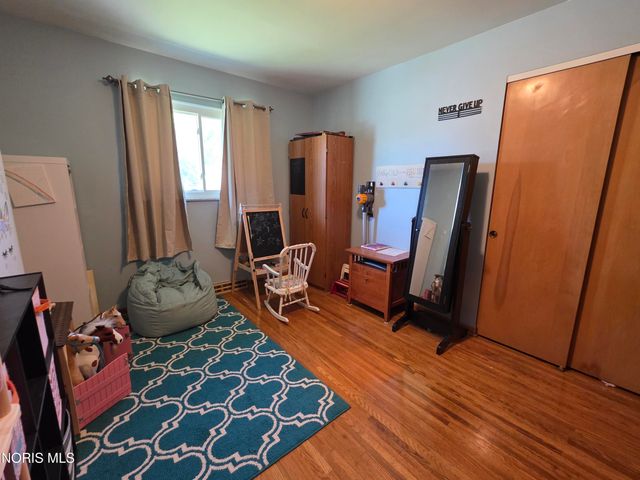 3238 S Eastmoreland Drive, Oregon, OH 43616