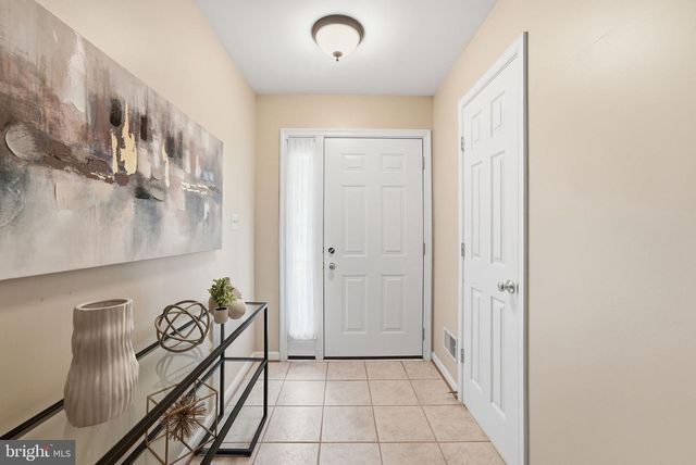 45542 READING TER, Sterling, VA 20166