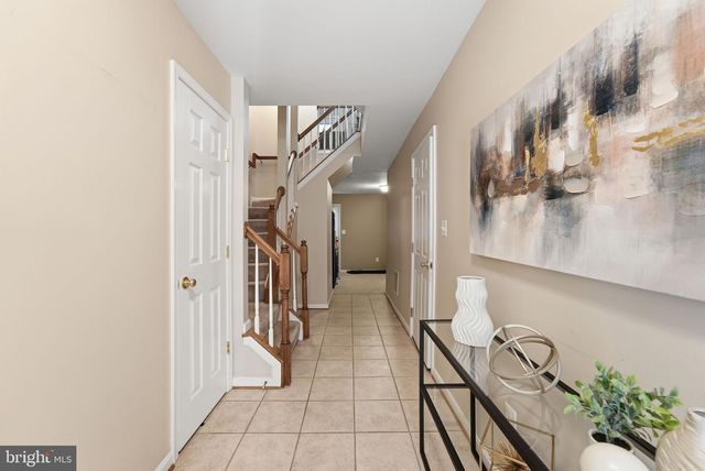 45542 READING TER, Sterling, VA 20166