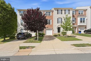 45542 READING TER, Sterling, VA 20166