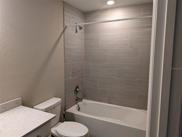 498 BORACAY CIRCLE, St Johns, FL 32259