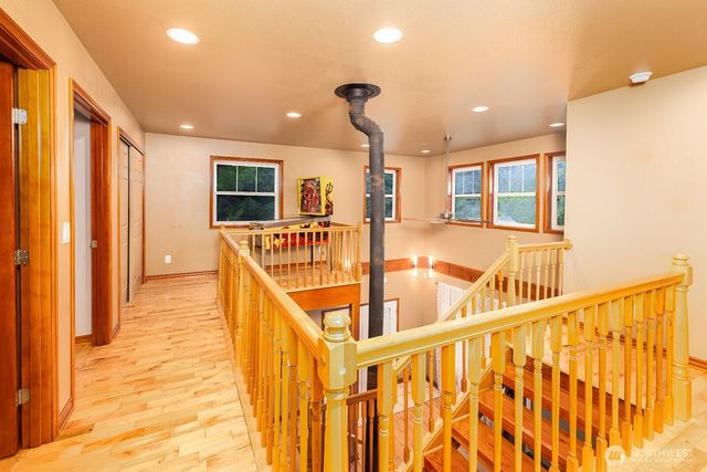 35353 North Shore Drive, Mount Vernon, WA 98274