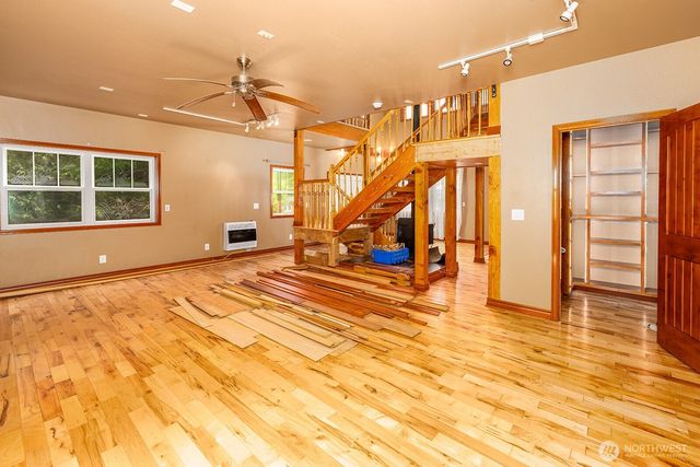35353 North Shore Drive, Mount Vernon, WA 98274