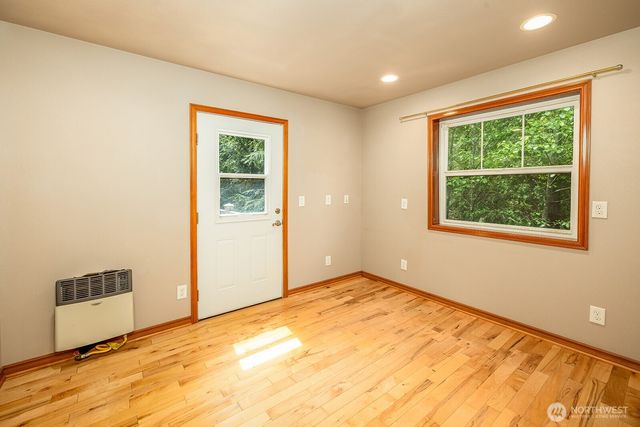 35353 North Shore Drive, Mount Vernon, WA 98274