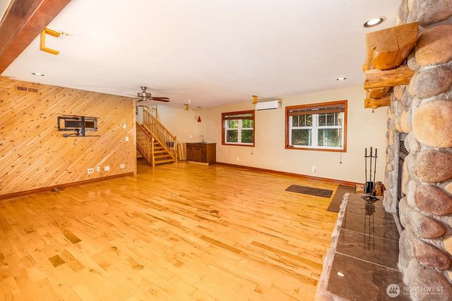 35353 North Shore Drive, Mount Vernon, WA 98274