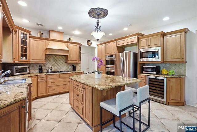 55 Prospect Avenue, Woodcliff Lake, NJ 07677