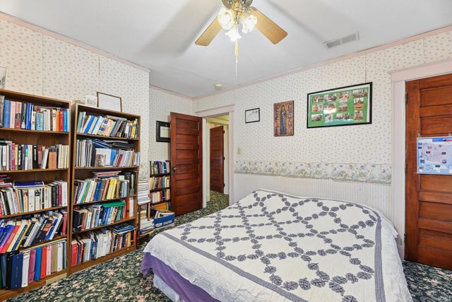 712 Forest Avenue, South Bend, IN 46616