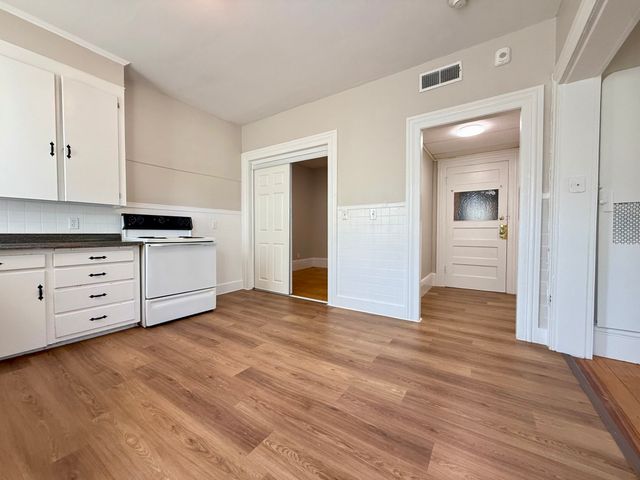 346 Broadway 3, North Attleboro, MA 02760