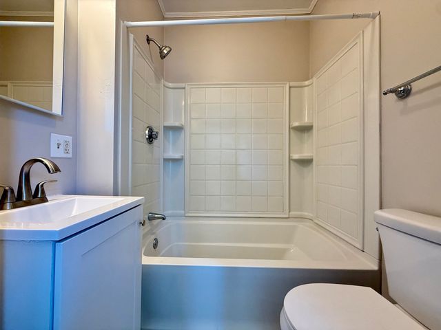 346 Broadway 3, North Attleboro, MA 02760