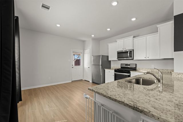 11430 Amber Plains Drive, Houston, TX 77048