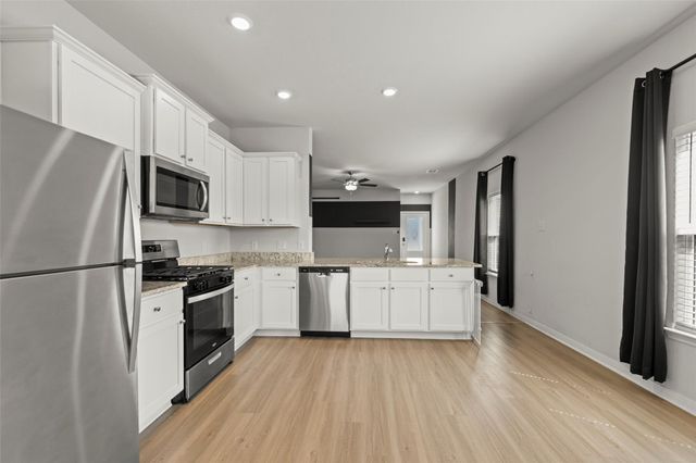 11430 Amber Plains Drive, Houston, TX 77048