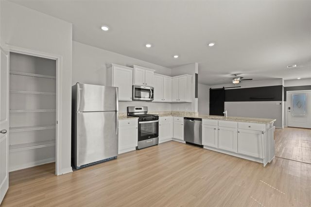 11430 Amber Plains Drive, Houston, TX 77048