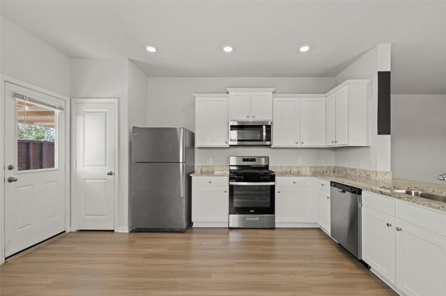 11430 Amber Plains Drive, Houston, TX 77048