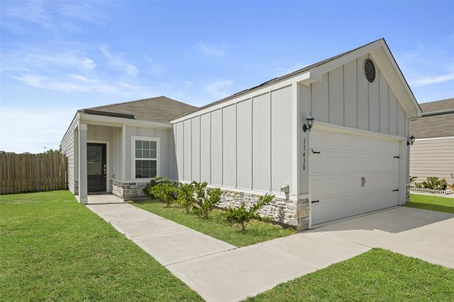 11430 Amber Plains Drive, Houston, TX 77048