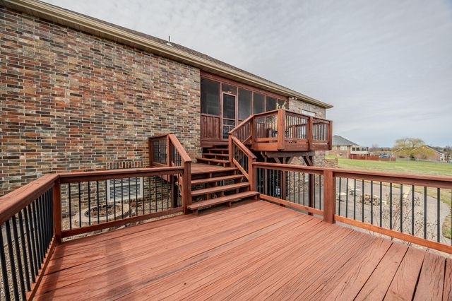 4404 South 146th Road, Bolivar, MO 65613