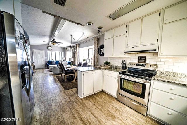 323 Lagoon Lane, Panama City, FL 32408