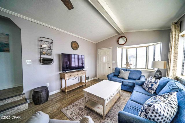 323 Lagoon Lane, Panama City, FL 32408