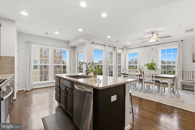 20718 ERSKINE TER, Ashburn, VA 20147
