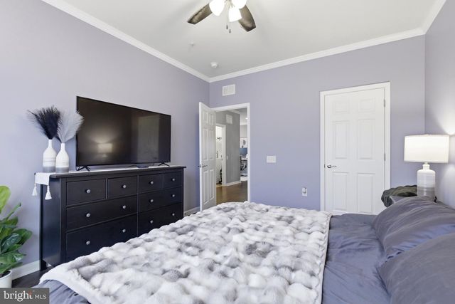 20718 ERSKINE TER, Ashburn, VA 20147