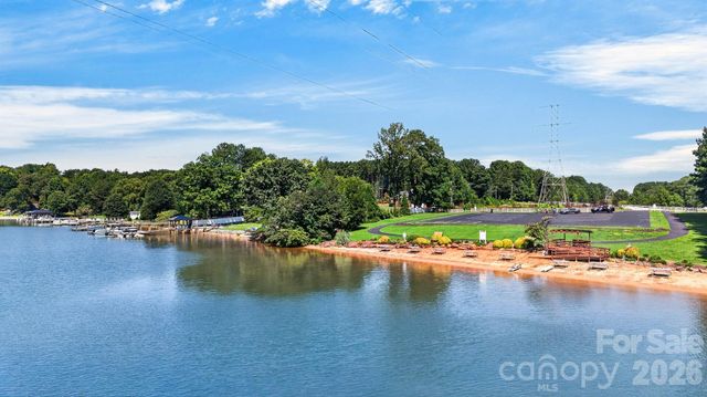 7097 Windy Pine Circle, Denver, NC 28037
