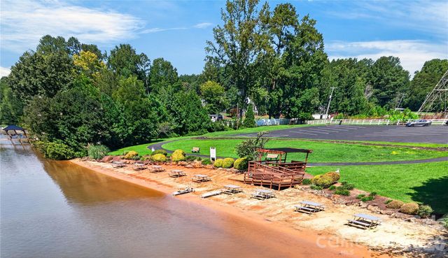 7097 Windy Pine Circle, Denver, NC 28037