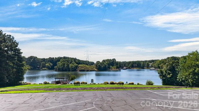 7097 Windy Pine Circle, Denver, NC 28037