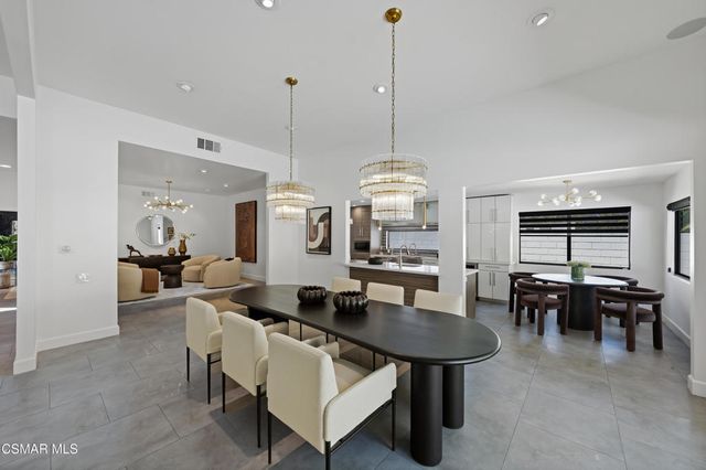 4400 Topanga Canyon Boulevard, Woodland Hills, CA 91364
