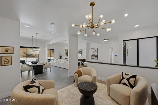 4400 Topanga Canyon Boulevard, Woodland Hills, CA 91364