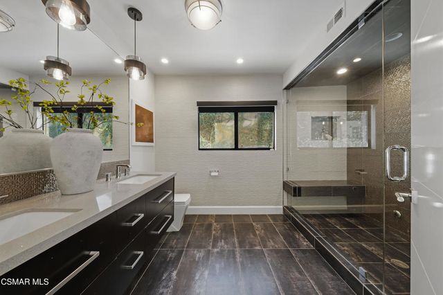 4400 Topanga Canyon Boulevard, Woodland Hills, CA 91364
