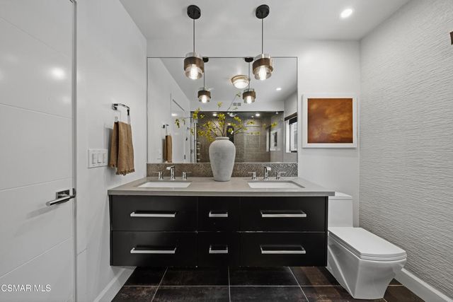 4400 Topanga Canyon Boulevard, Woodland Hills, CA 91364