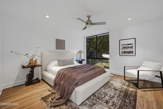 4400 Topanga Canyon Boulevard, Woodland Hills, CA 91364