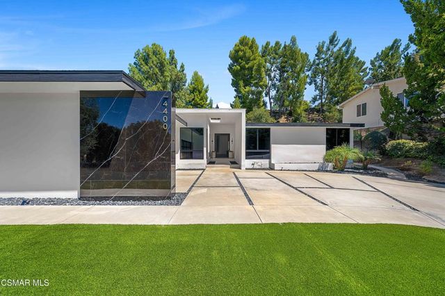4400 Topanga Canyon Boulevard, Woodland Hills, CA 91364