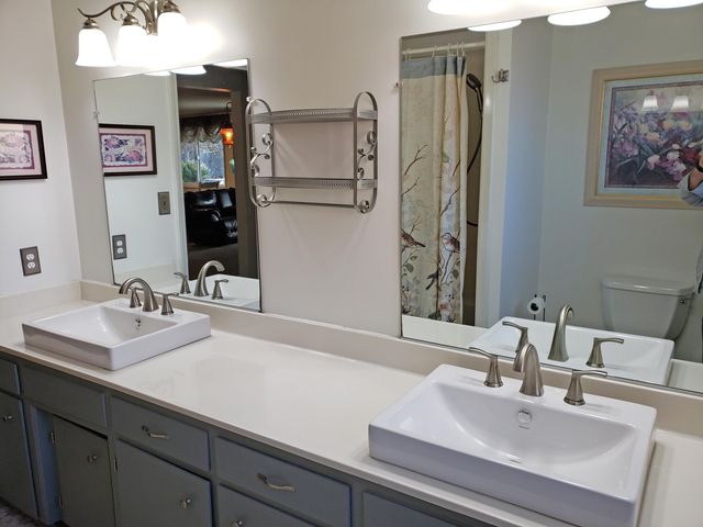 5030 Del Mar Drive, Central Point, OR 97502