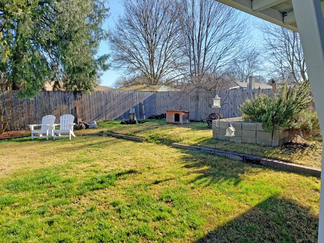 5030 Del Mar Drive, Central Point, OR 97502