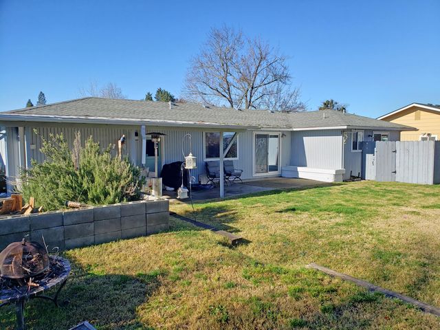5030 Del Mar Drive, Central Point, OR 97502