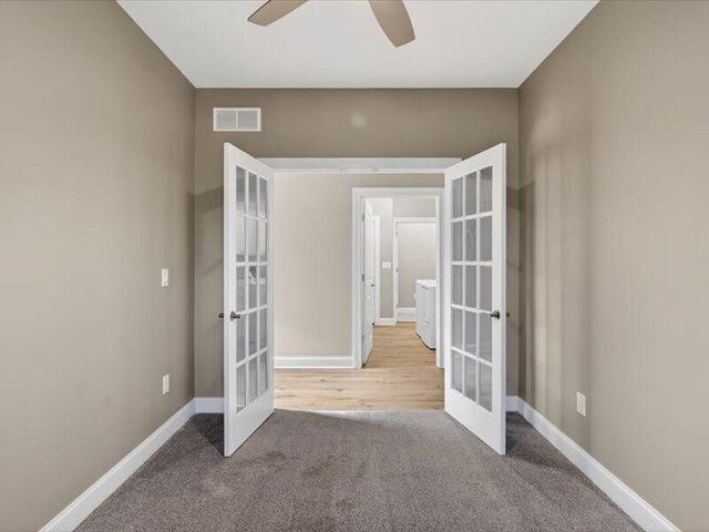 1132 Lochaven Circle, Hillsdale, MI 49242
