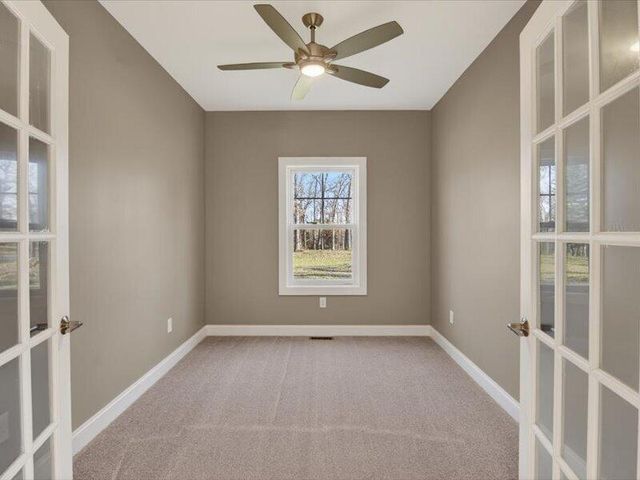 1132 Lochaven Circle, Hillsdale, MI 49242