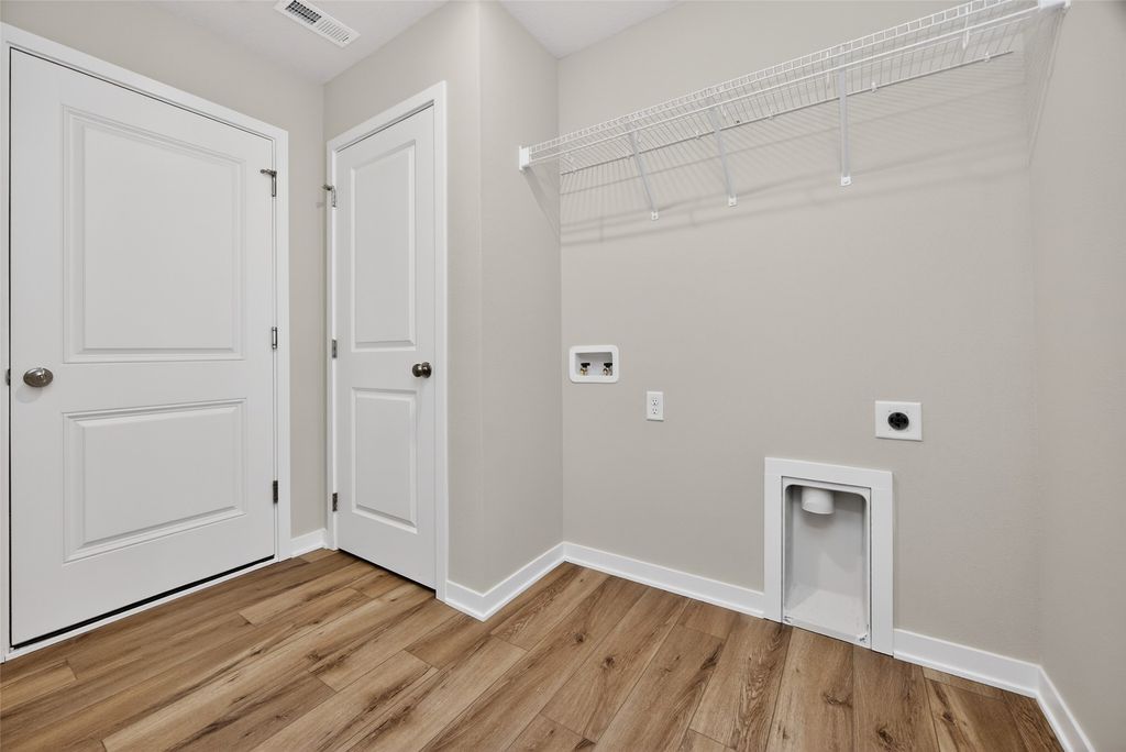 2306 Legacy Drive, Norwalk, IA 50211