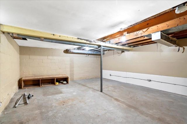 4481 Brown Avenue, Manchester, NH 03103