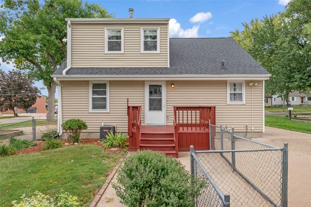 3600 52nd Street, Des Moines, IA 50310