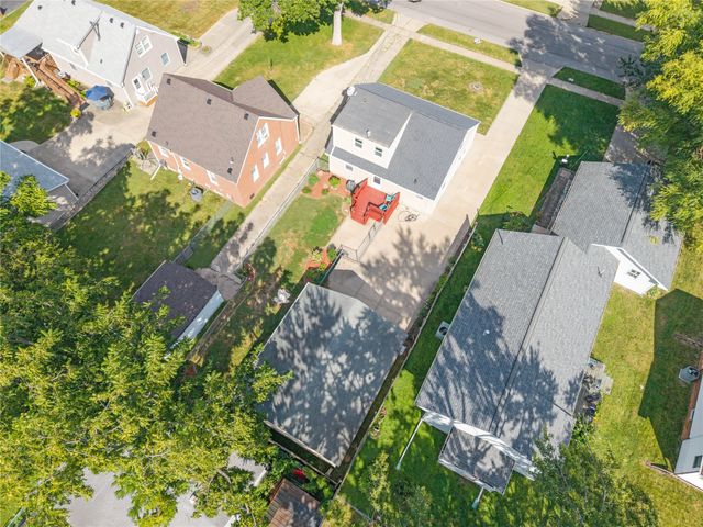 3600 52nd Street, Des Moines, IA 50310