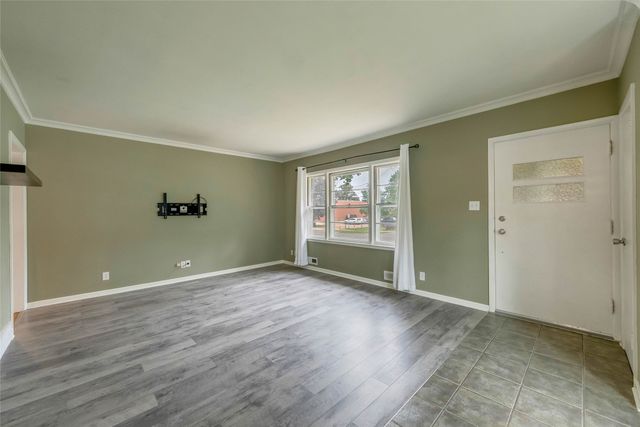 3600 52nd Street, Des Moines, IA 50310