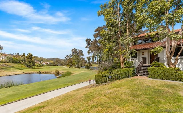 2501 Navarra 121, Carlsbad, CA 92009